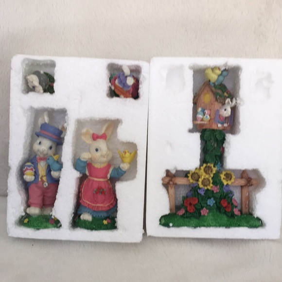 Easter Jubilee Boxed Set Bunny Rabbit Family Ceramic Figurines Easter Village - Picture 5 of 13